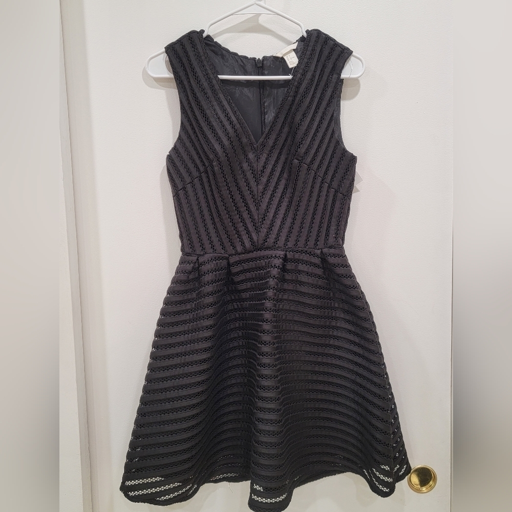 H&M Diagonal Circle Skirt Dress Size 6 Black Little Black Dress